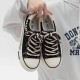 Women's Low-top Canvas Lace-up Sneakers Women's Low-top Canvas Lace-up Sneakers