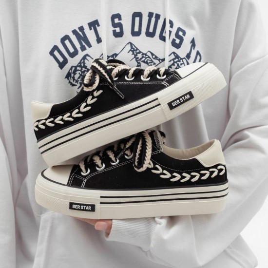 Women's Low-top Canvas Lace-up Sneakers Women's Low-top Canvas Lace-up Sneakers