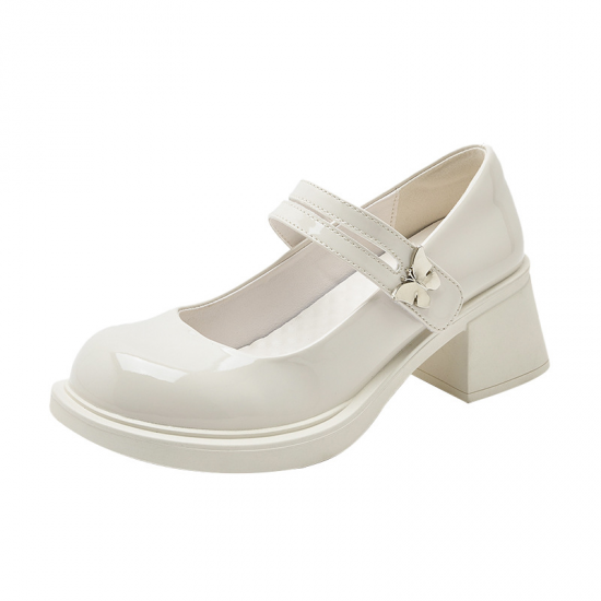 Patent Leather Mary Jane Heels Butterfly Metal Buckle Embellishment Patent Leather Mary Jane Heels Butterfly Metal Buckle Embellishment